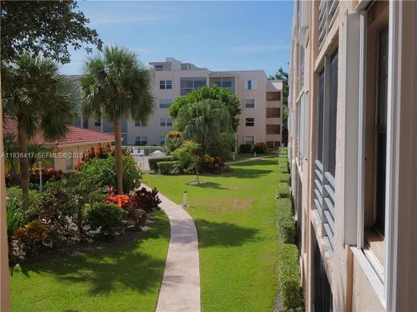 $3,650 | 1541 South Ocean Boulevard, Unit 317, Lauderdale-by-the-Sea, FL 33062