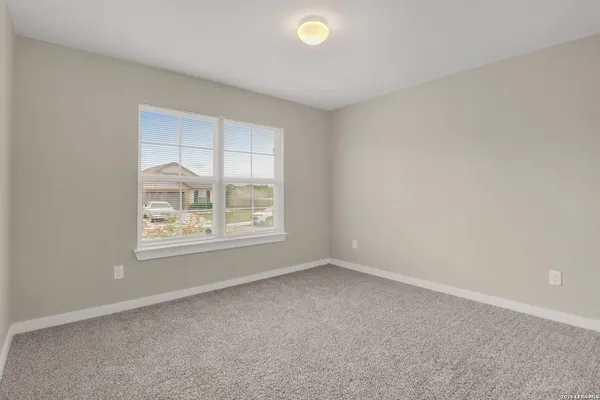 $1,975 | 10311 Rosalina Loop, Converse, TX 78109