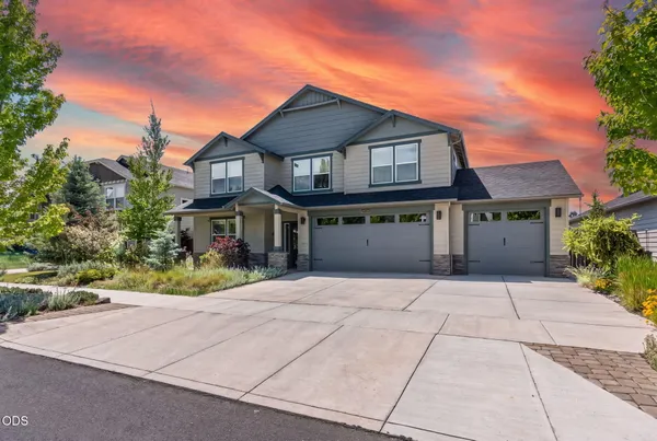 $875,000 | 60919 Southeast Sweet Pea Drive, Bend, OR 97702
