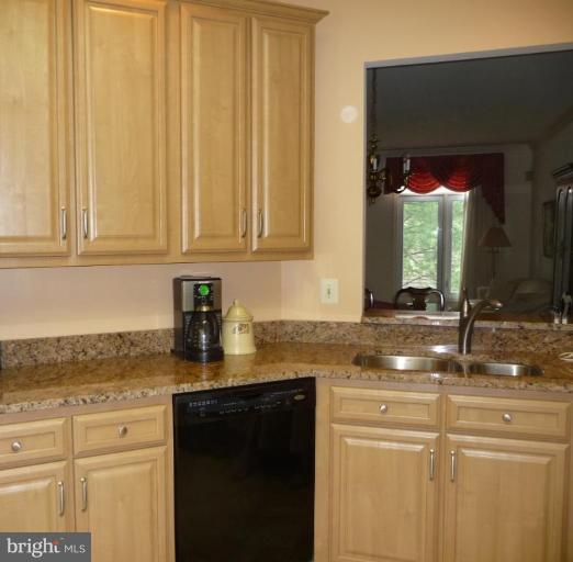 30 Stablemere Court Baltimore, MD 21209 - Photo 11 of 28 30 Stablemere Ct HomeRome Realty
