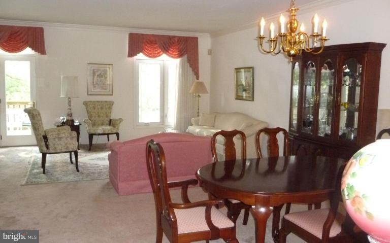 30 Stablemere Court Baltimore, MD 21209 - Photo 13 of 28 30 Stablemere Ct HomeRome Realty