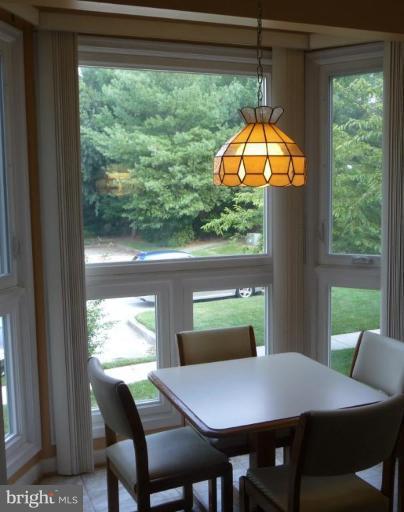 30 Stablemere Court Baltimore, MD 21209 - Photo 5 of 28 30 Stablemere Ct HomeRome Realty