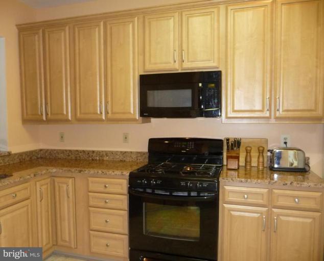 30 Stablemere Court Baltimore, MD 21209 - Photo 10 of 28 30 Stablemere Ct HomeRome Realty