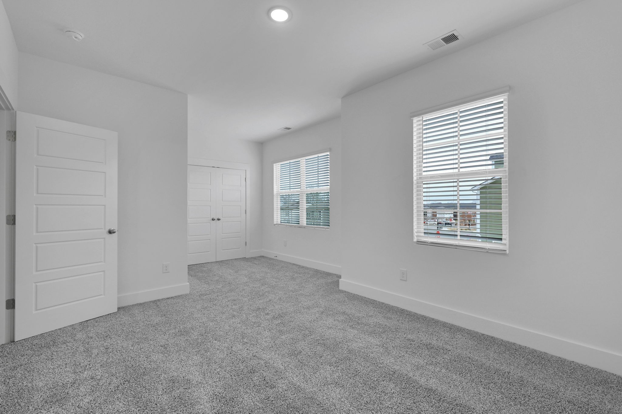 302 Carver Connection Lebanon, TN 37087 - Photo 17 of 43 an empty room with windows
