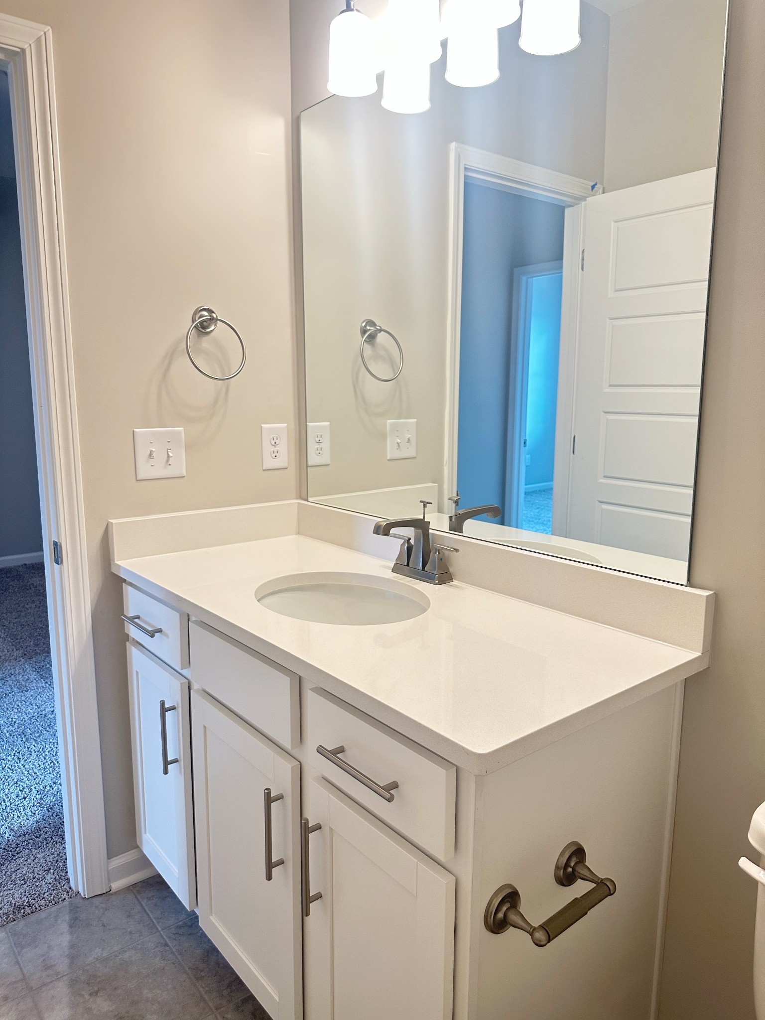 302 Carver Connection Lebanon, TN 37087 - Photo 40 of 43 a bathroom with a sink vanity and a mirror