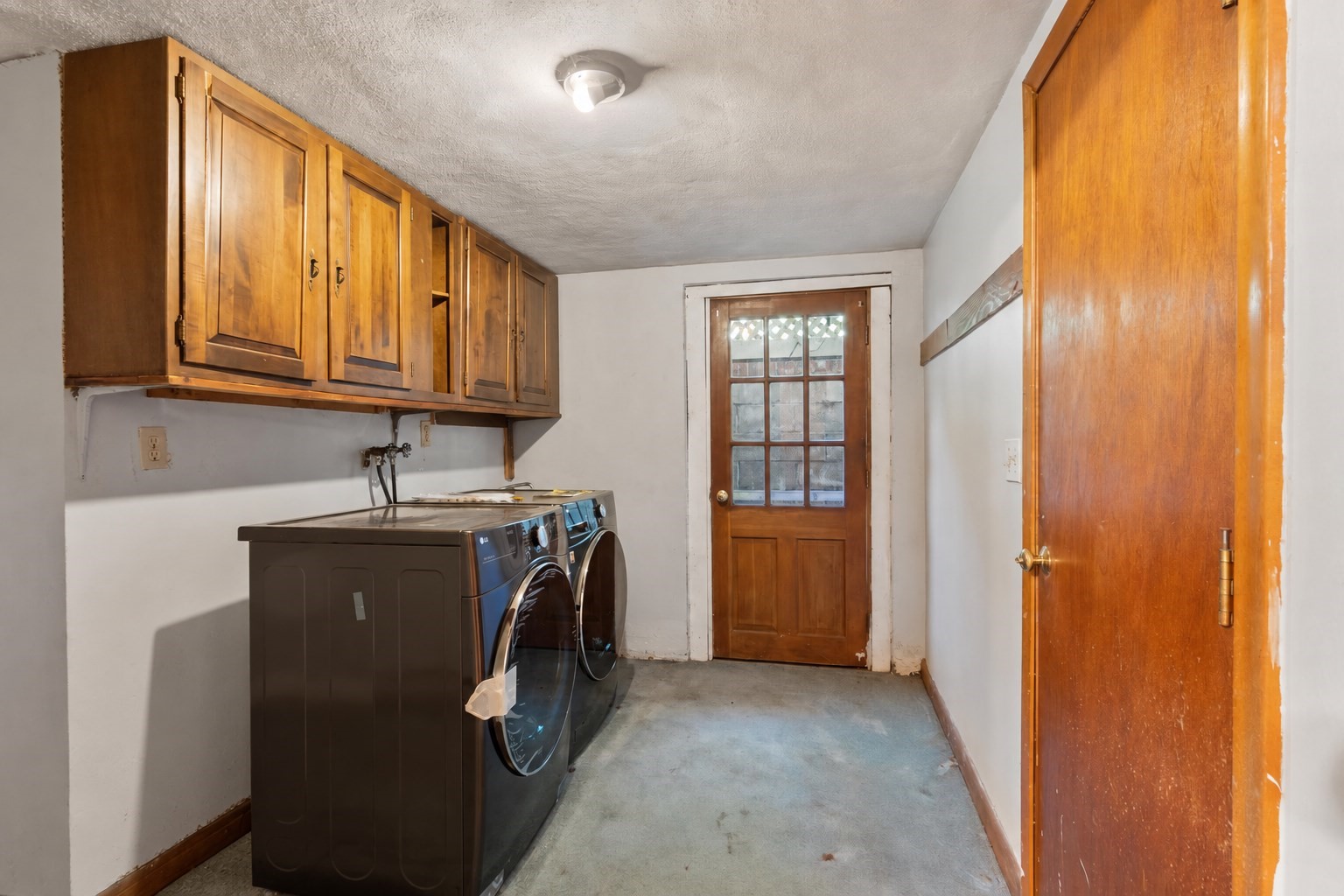 30 Shagbark Road Concord, MA 01742 - Photo 33 of 41 Gallery Image 33