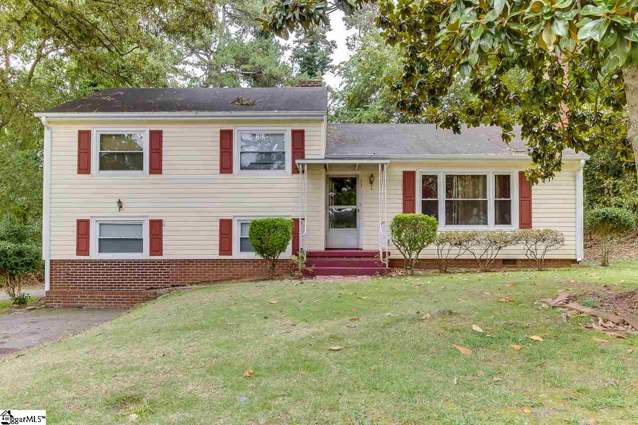 53 Foxhall Road Greenville, SC 29605 - Photo 1 of 25 Gallery Image 1