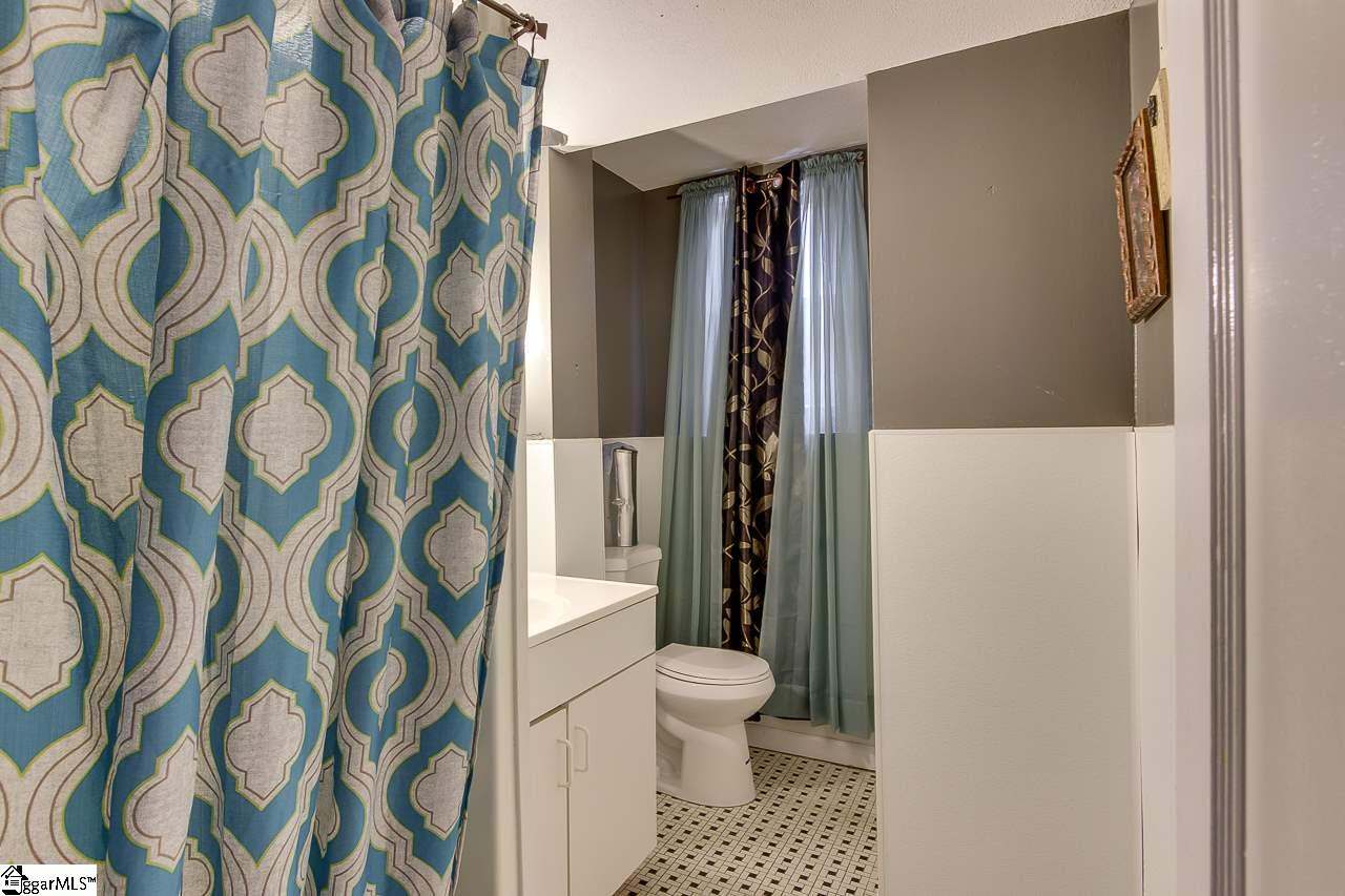 53 Foxhall Road Greenville, SC 29605 - Photo 18 of 25 Gallery Image 18