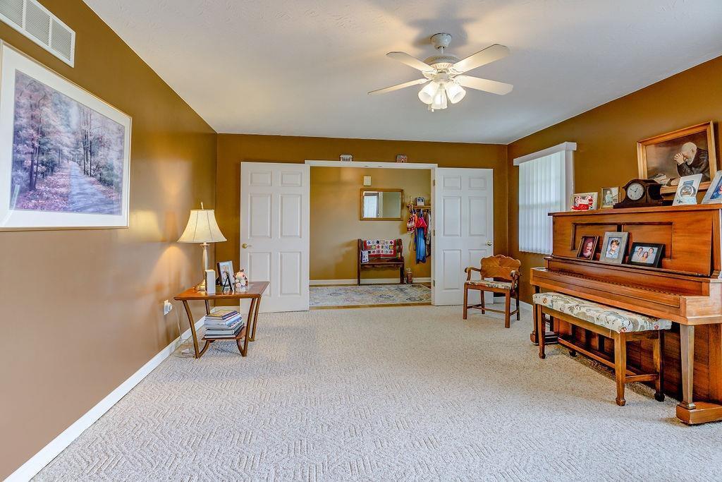 2296 Eaton Road Hamilton, OH 45013 - Photo 7 of 43