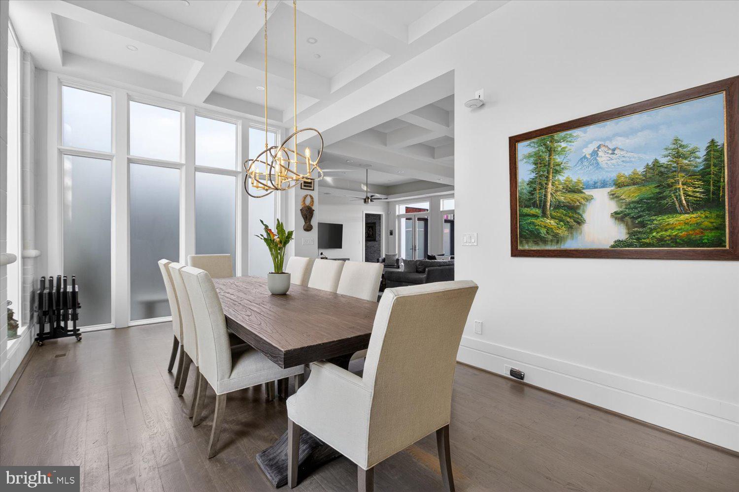 3017 Gates Road Northwest Washington, DC 20008 - Photo 29 of 95 Dining room