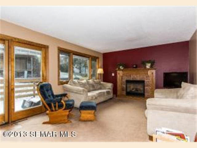 28 Viking Village Drive Rochester, MN 55901 - Photo 4 of 18