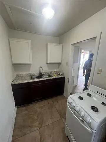 $350,000 | 726 South Labarre Road, Jefferson, LA 70121