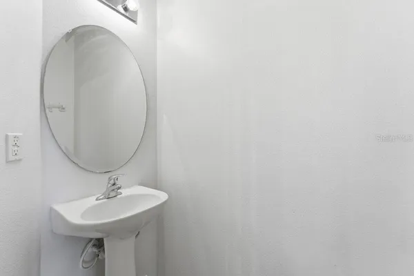 $2,199 | 2795 Oakwater Drive, Kissimmee, FL 34747