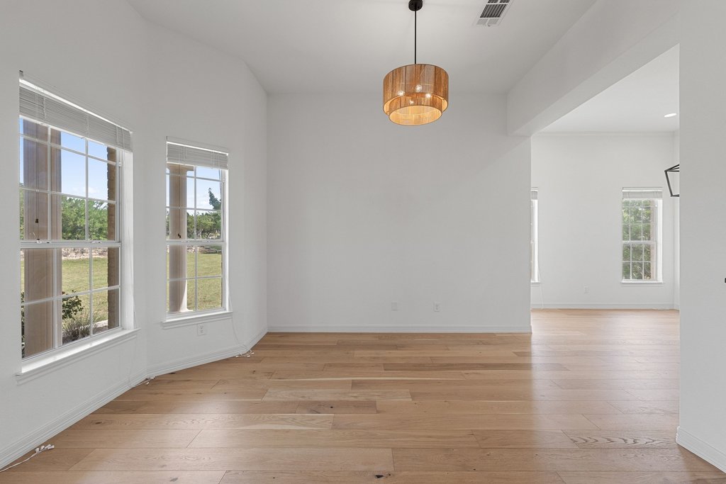 17133 Majestic Ridge Road Austin, TX 78738 - Photo 7 of 40