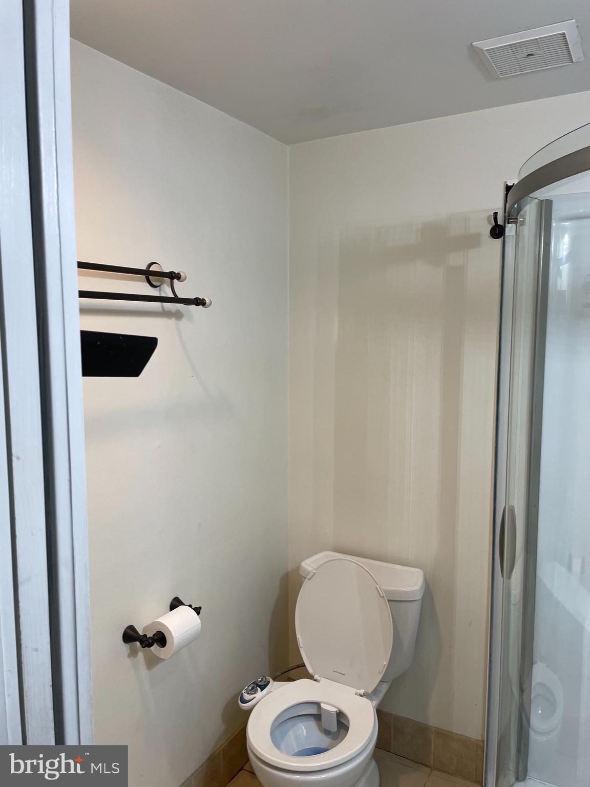 11617 Vantage Hill Road, Unit 21B Reston, VA 20190 - Photo 10 of 17 Gallery Image 10
