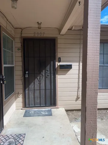 a view of entryway door of the house