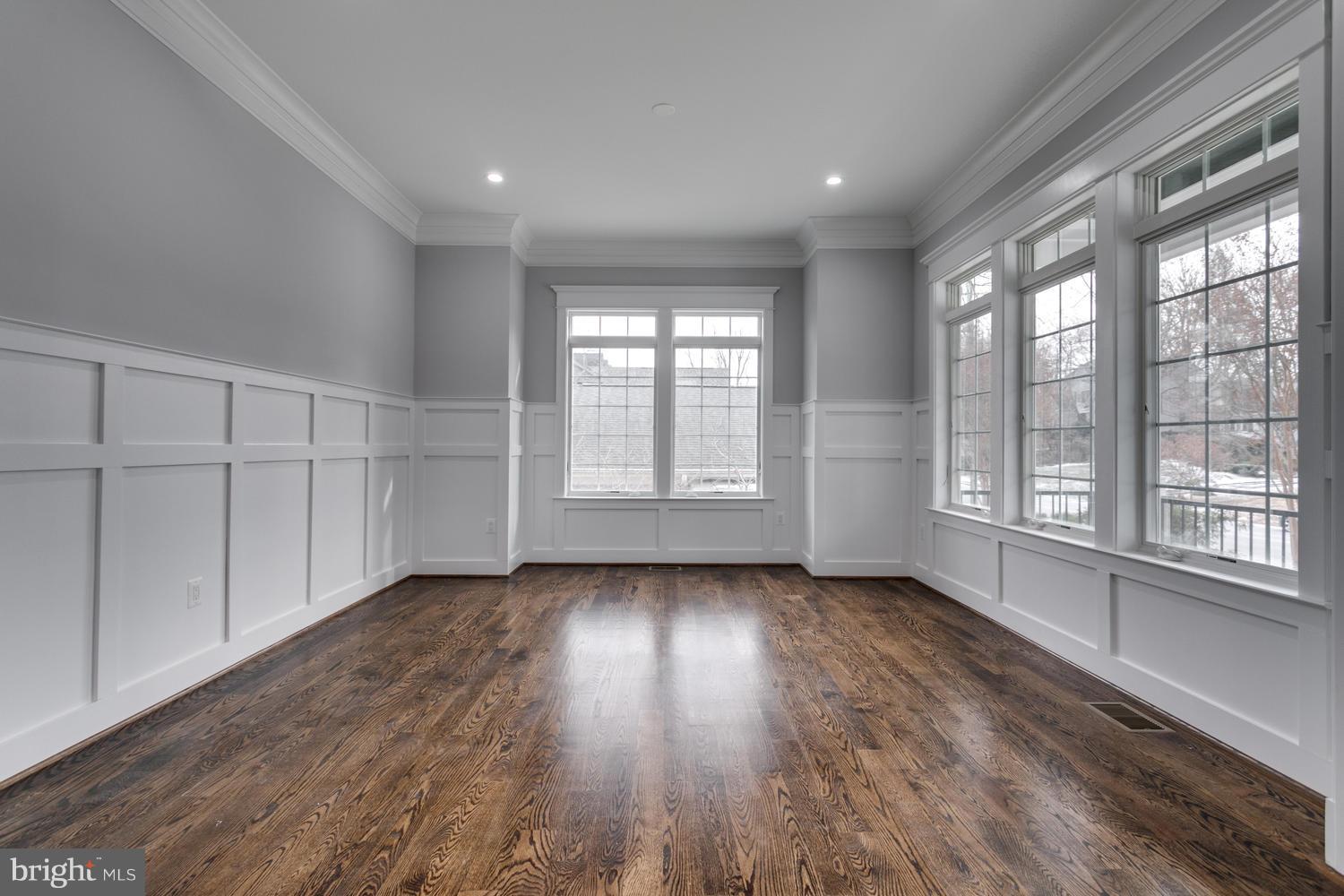 7116 Churchill Road McLean, VA 22101 - Photo 9 of 30 Dining Room
