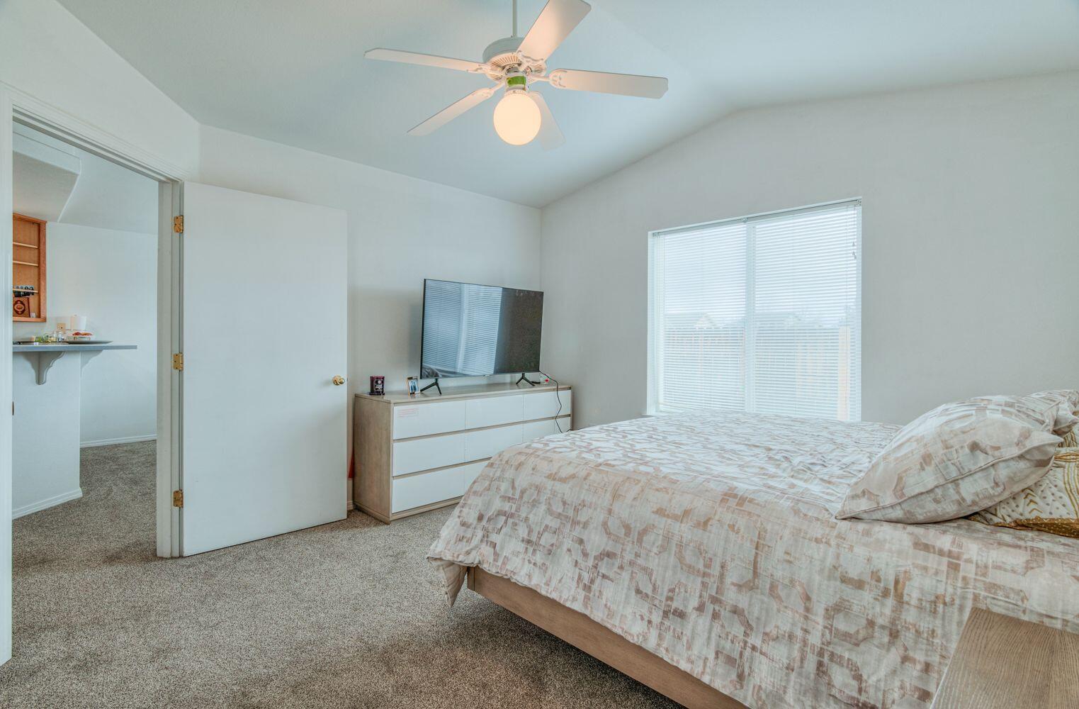 554 Northeast Negus Loop Redmond, OR 97756 - Photo 33 of 40 0hgAJQ4Q