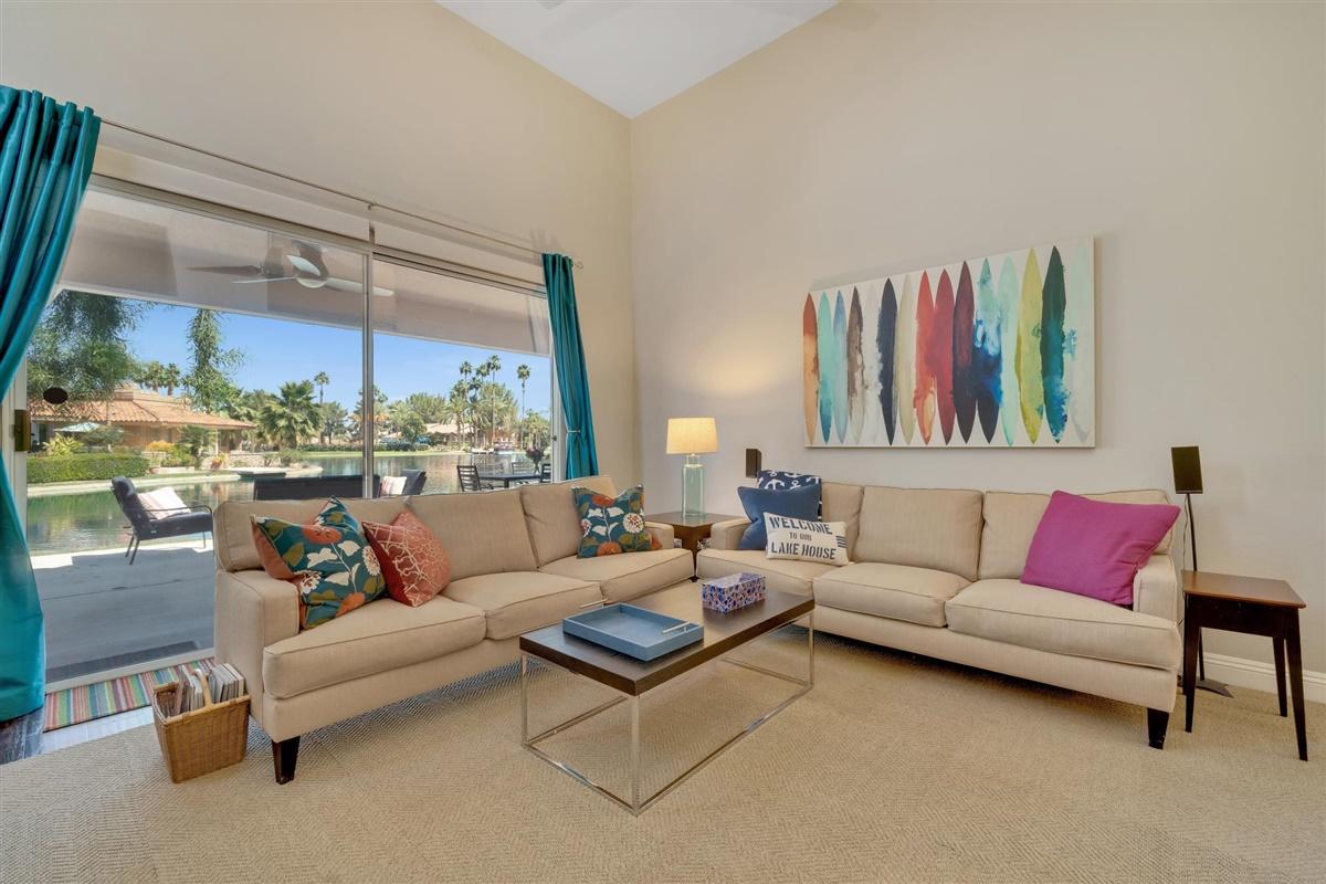 35 Lakeshore Drive Rancho Mirage, CA 92270 - Photo 7 of 30 13-Photo-28