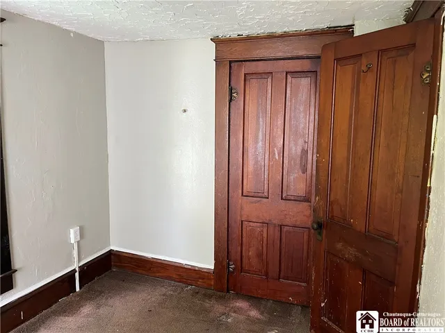 $65,000 | 14 Dearing Avenue, Jamestown, NY 14701