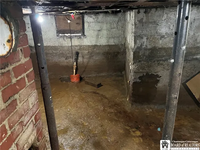 $65,000 | 14 Dearing Avenue, Jamestown, NY 14701