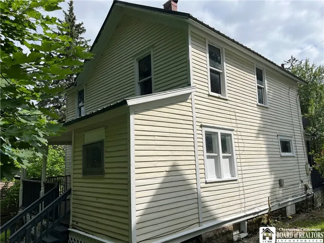 $65,000 | 14 Dearing Avenue, Jamestown, NY 14701