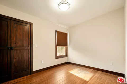 $5,950 | 637 North Alta Vista Boulevard, Los Angeles, CA 90036