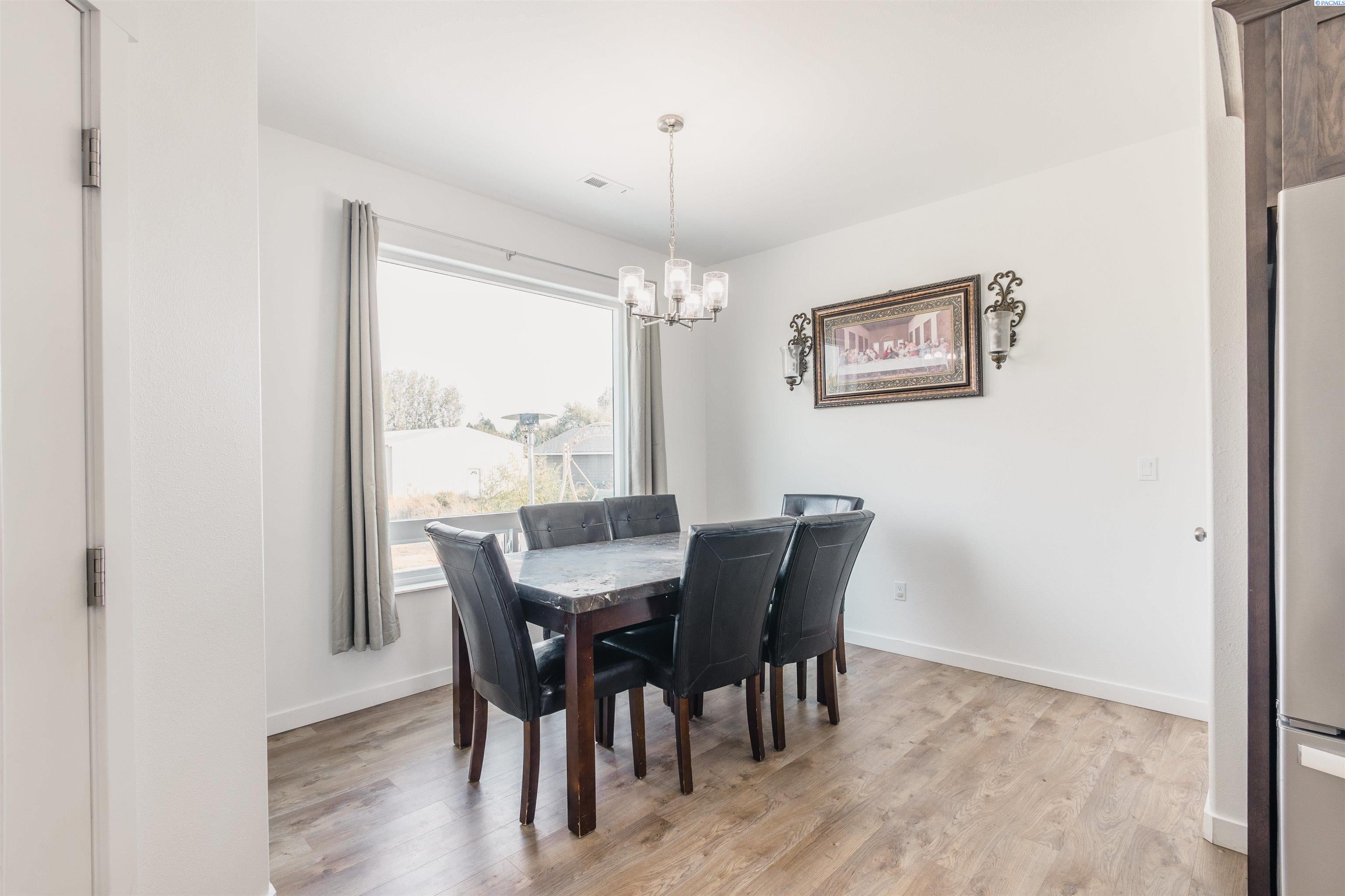 36307 South Gerards Road Kennewick, WA 99337 - Photo 7 of 28 Gallery Image 7