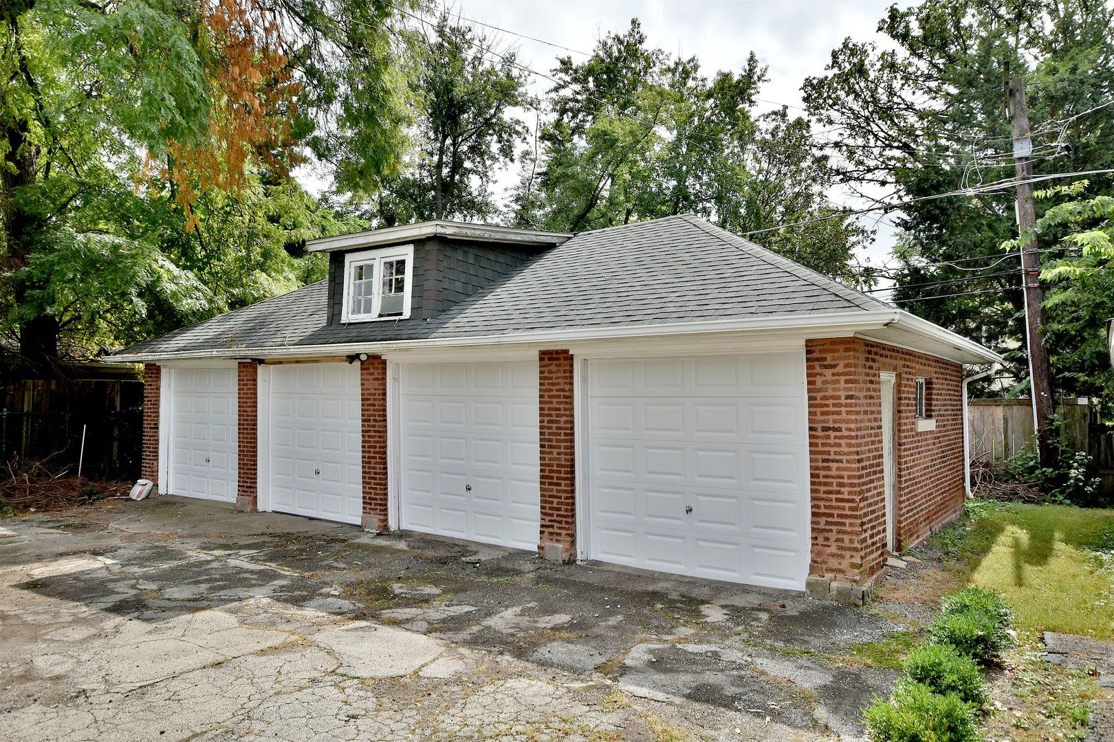 203 Ridgewood Road Riverside, IL 60546 - Photo 3 of 28 a view of a house with a backyard