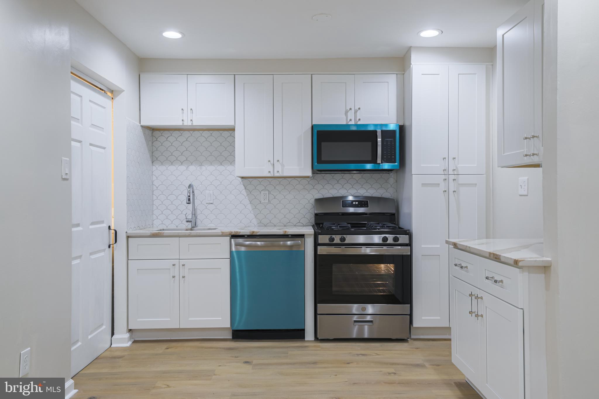 12133 Rambler Road Philadelphia, PA 19154 - Photo 15 of 17