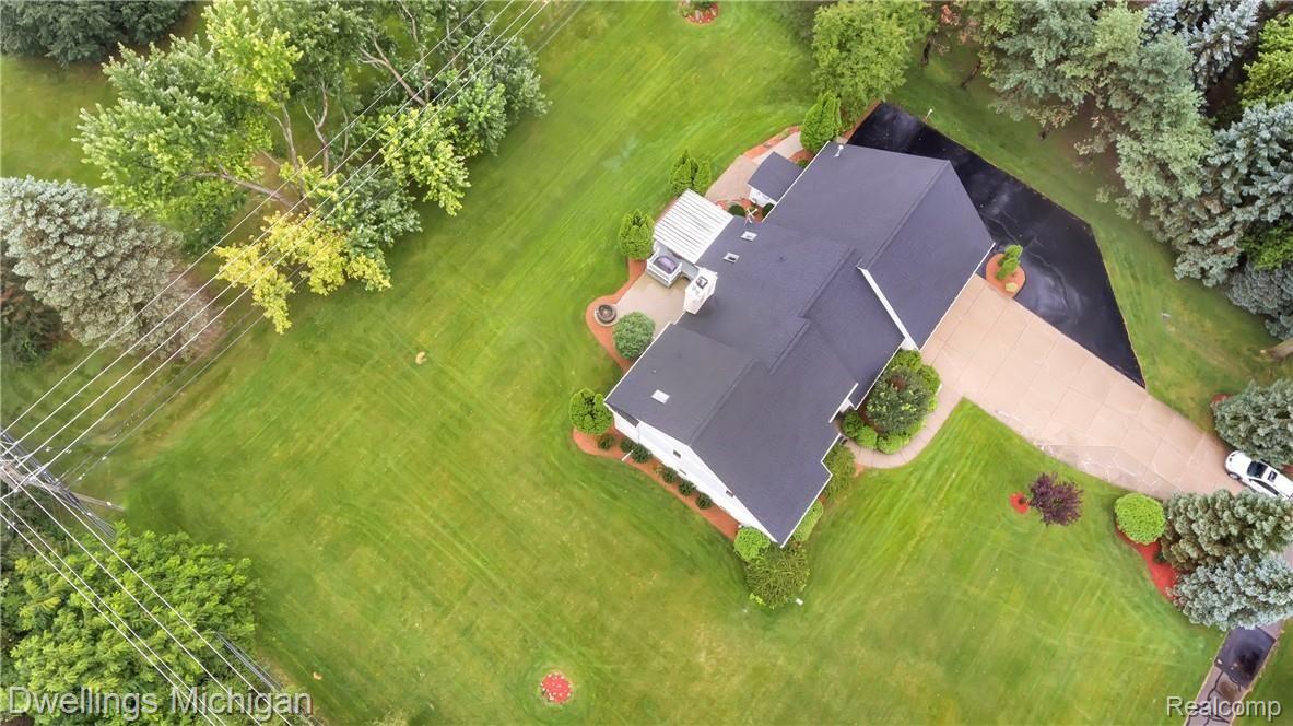 1037 South Adams Road Rochester, MI 48309 - Photo 57 of 67 1037-S-Adams-Rochester-Hills-48309-windowstill-57.jpg