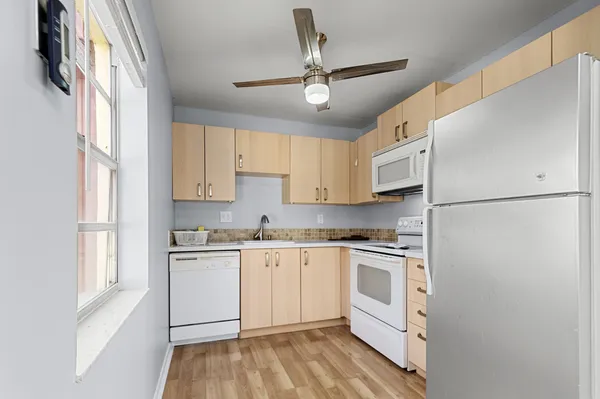 $1,600 | 605 Flanders North, Delray Beach, FL 33484