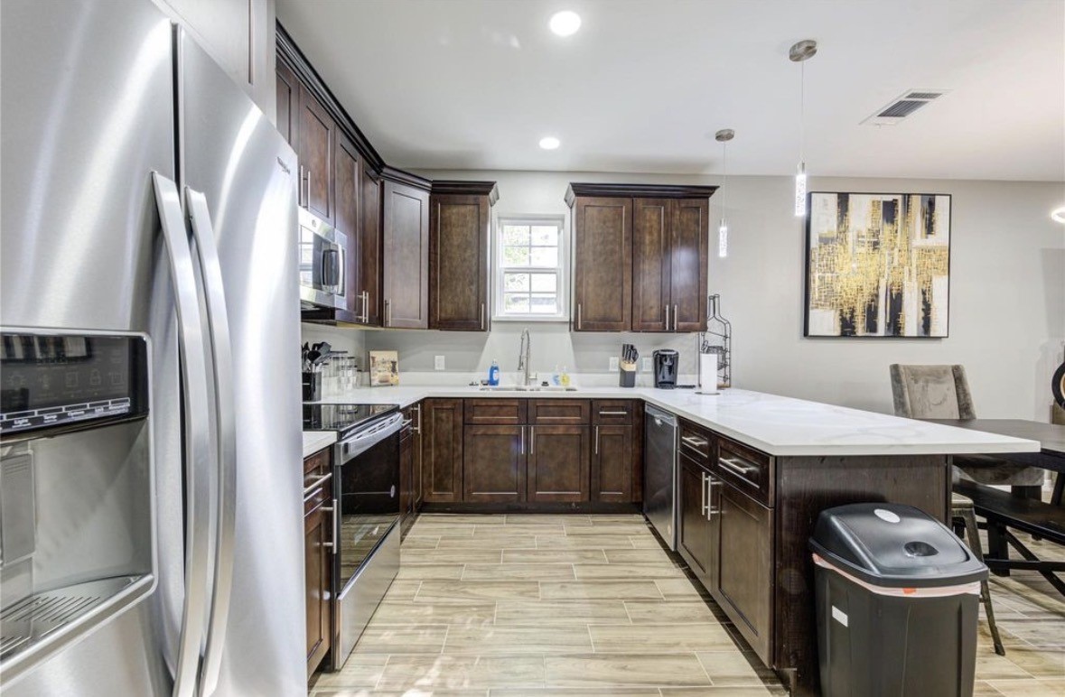 3433 Lydia Street Houston, TX 77021 - Photo 3 of 11 Gallery Image 3