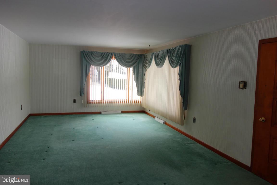 1530 Sandhill Road Lebanon, PA 17046 - Photo 12 of 24 Gallery Image 12