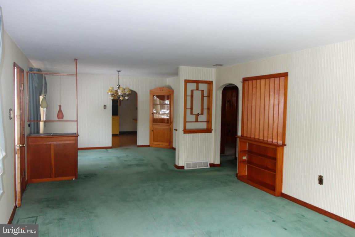 1530 Sandhill Road Lebanon, PA 17046 - Photo 3 of 24 Gallery Image 3