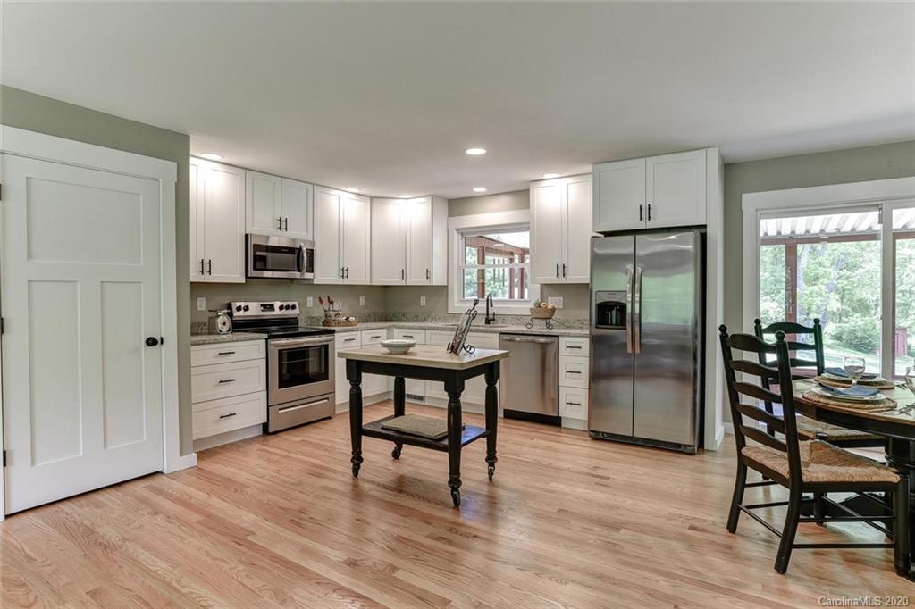 40 Daniel Road Asheville, NC 28806 - Photo 12 of 38 Gallery Image 12