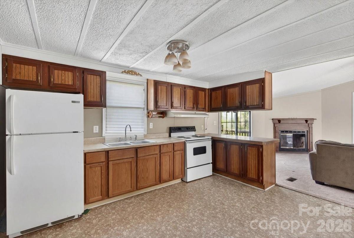 2980 Propst Road Clover, SC 29710 - Photo 27 of 40