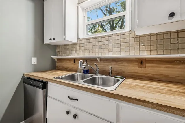 $615,000 | 17641 Deerfield Drive, Lutz, FL 33558