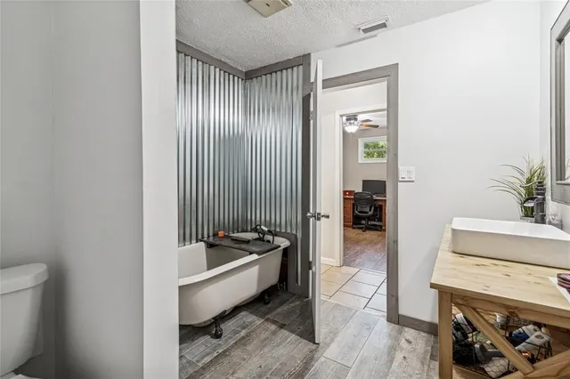 $615,000 | 17641 Deerfield Drive, Lutz, FL 33558