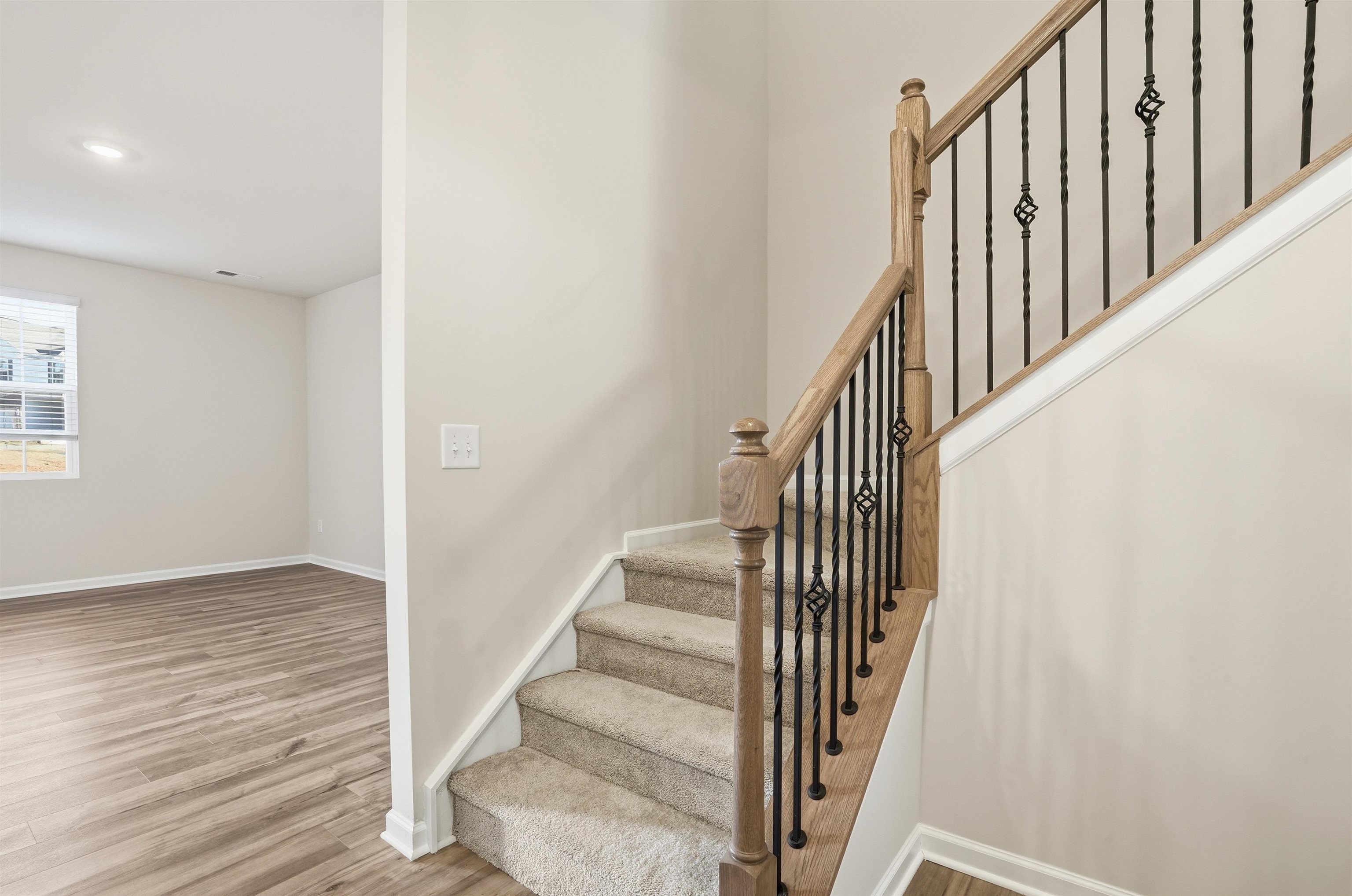 1848 Bluejay Lane Boiling Springs, SC 29316 - Photo 10 of 25 Gallery Image 10