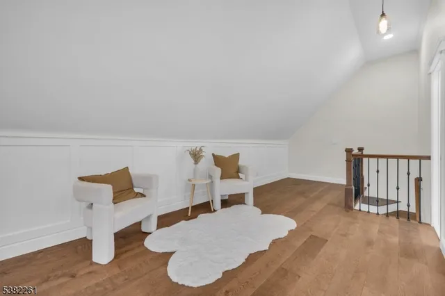 $1,000,000 | 22 Orchard Hill Road, Bernardsville, NJ 07924