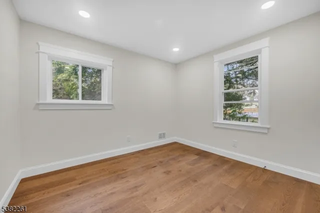 $1,000,000 | 22 Orchard Hill Road, Bernardsville, NJ 07924