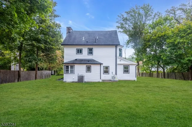 $1,000,000 | 22 Orchard Hill Road, Bernardsville, NJ 07924