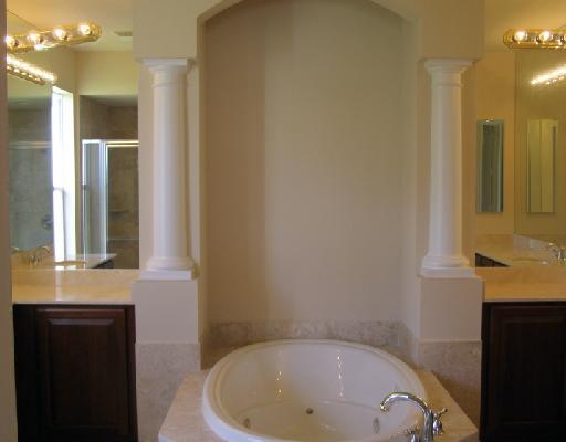 723 Southwest River Bend Circle Stuart, FL 34997 - Photo 19 of 39 Master Bath Suite