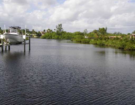 723 Southwest River Bend Circle Stuart, FL 34997 - Photo 4 of 39 wide view of canal