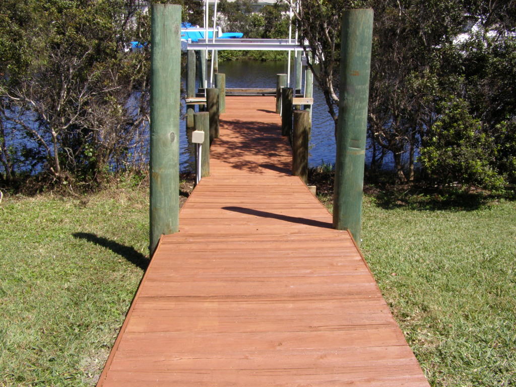 723 Southwest River Bend Circle Stuart, FL 34997 - Photo 5 of 39 private boat dock w 13 k lift