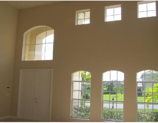 723 Southwest River Bend Circle Stuart, FL 34997 - Photo 7 of 39 arched windows