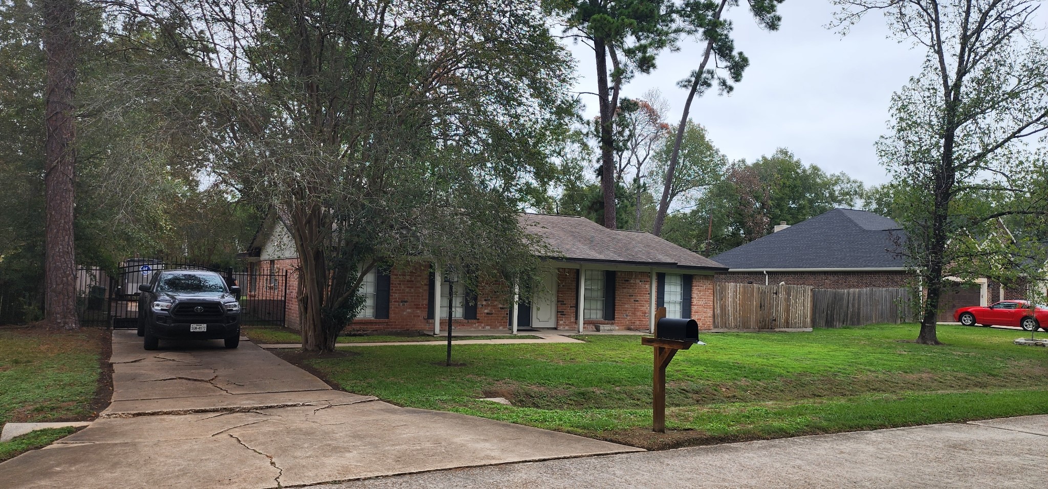 2110 Eagle Point Road Crosby, TX 77532 - Photo 2 of 7