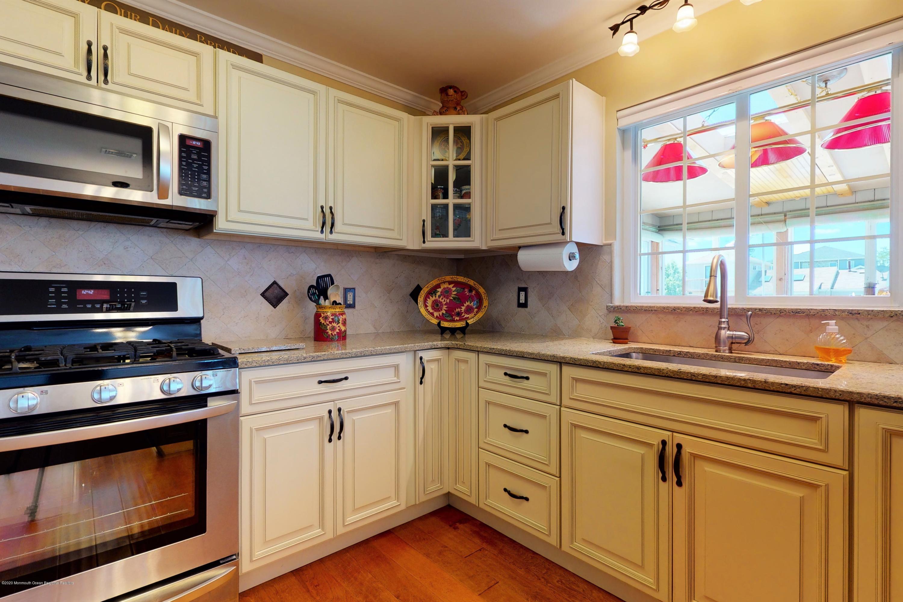 19 Mermaid Road Toms River, NJ 08753 - Photo 11 of 39 19-Mermaid-07152020_152502