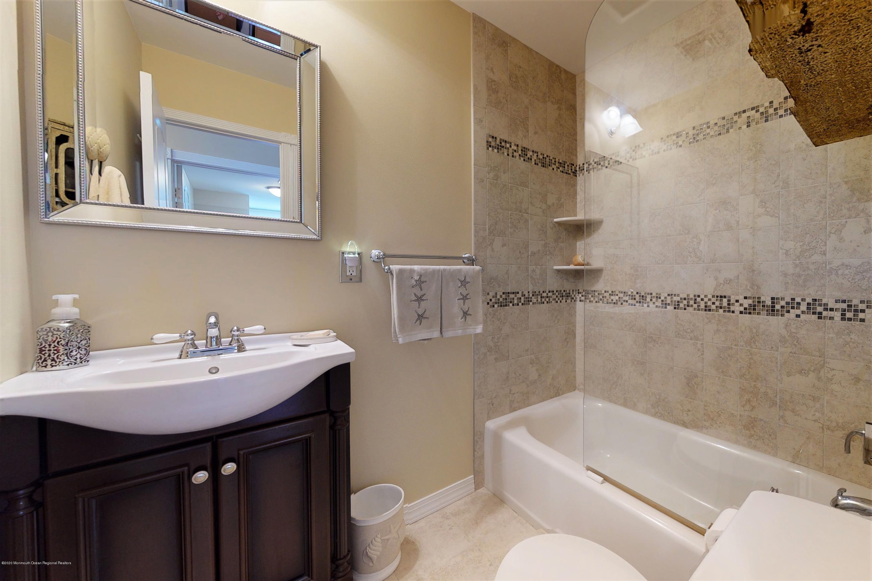 19 Mermaid Road Toms River, NJ 08753 - Photo 18 of 39 19-Mermaid-07152020_153203